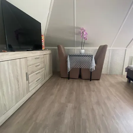 Bed and breakfast Nancy In Holland Met Eigen Badkamer , Jacuzzi Niet Inclusief , Independent Bathroom Jacuzzi Not Included