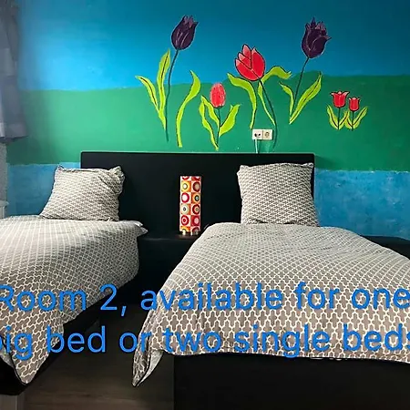 Bed & Breakfast B&B Nancy In Holland Met Eigen Badkamer , Jacuzzi Niet Inclusief , Independent Bathroom Jacuzzi Not Included