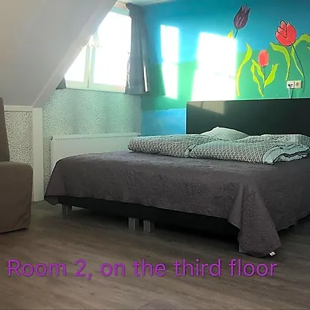Bed & Breakfast B&B Nancy In Holland Met Eigen Badkamer , Jacuzzi Niet Inclusief , Independent Bathroom Jacuzzi Not Included