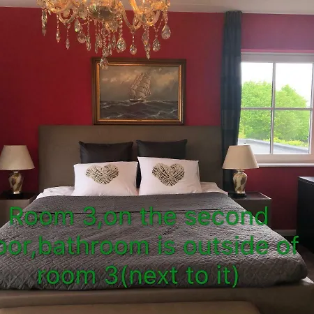 Nancy In Holland Met Eigen Badkamer , Jacuzzi Niet Inclusief , Independent Bathroom Jacuzzi Not Included 住宿加早餐酒店 阿尔滕