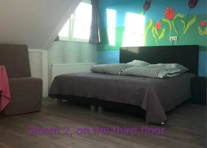 Bed & Breakfast Nancy In Holland Met Eigen Badkamer , Independent Bathroom