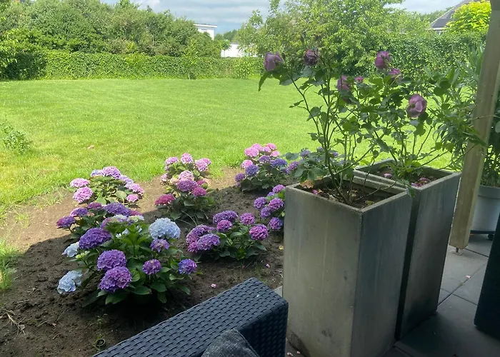 Nancy In Holland Met Eigen Badkamer , Jacuzzi Niet Inclusief , Independent Bathroom Jacuzzi Not Included Oda ve Kahvaltı Aalten