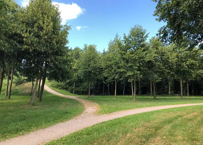 Nancy In Holland Met Eigen Badkamer , Jacuzzi Niet Inclusief , Independent Bathroom Jacuzzi Not Included 3*