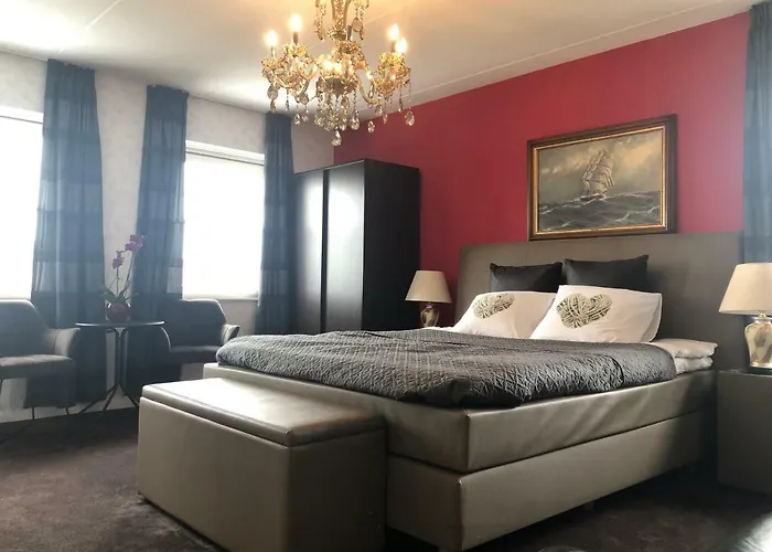 Nancy In Holland Met Eigen Badkamer , Jacuzzi Niet Inclusief , Independent Bathroom Jacuzzi Not Included 3* Алтен